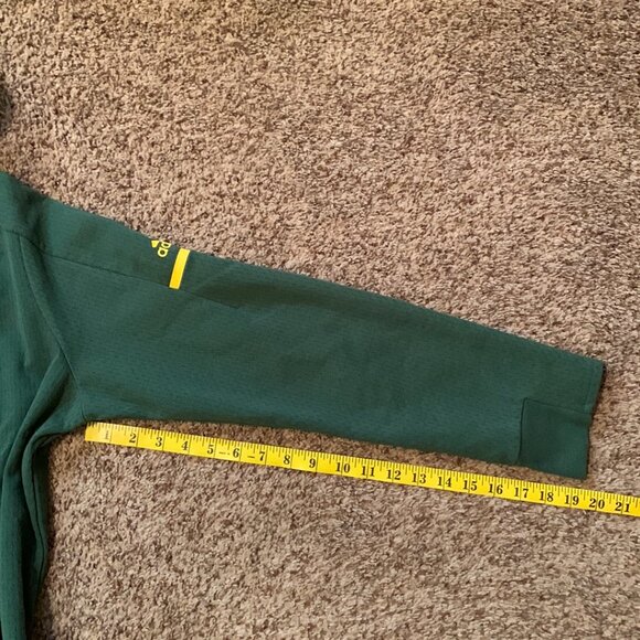 Edmonton Eskimos Lot Adult  XL Hoodie, Youth Large T-Shirt & 34.5 x 58.5 Banner - Picture 6 of 16